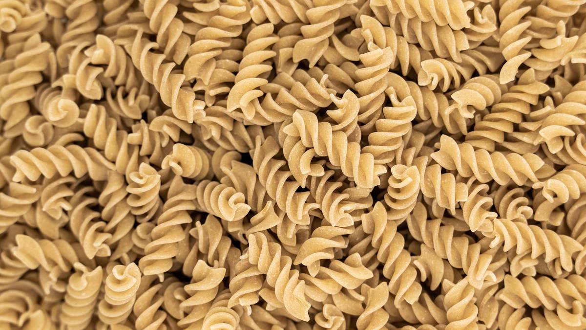 Food & Beverage — 9
